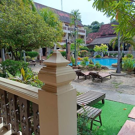 Ban Nam Mao Resort На Джомтьен Экстерьер фото