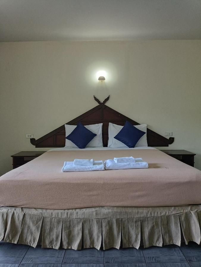 Ban Nam Mao Resort На Джомтьен Экстерьер фото