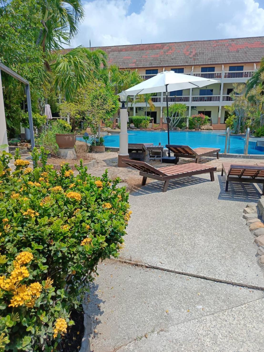 Ban Nam Mao Resort На Джомтьен Экстерьер фото